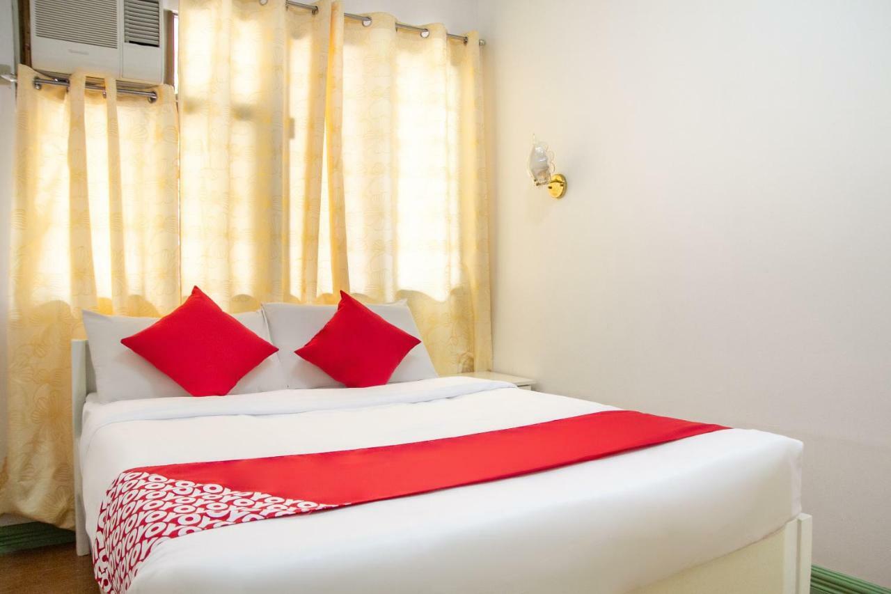 Golden Belle Apartelle And Suites Davao Exterior photo