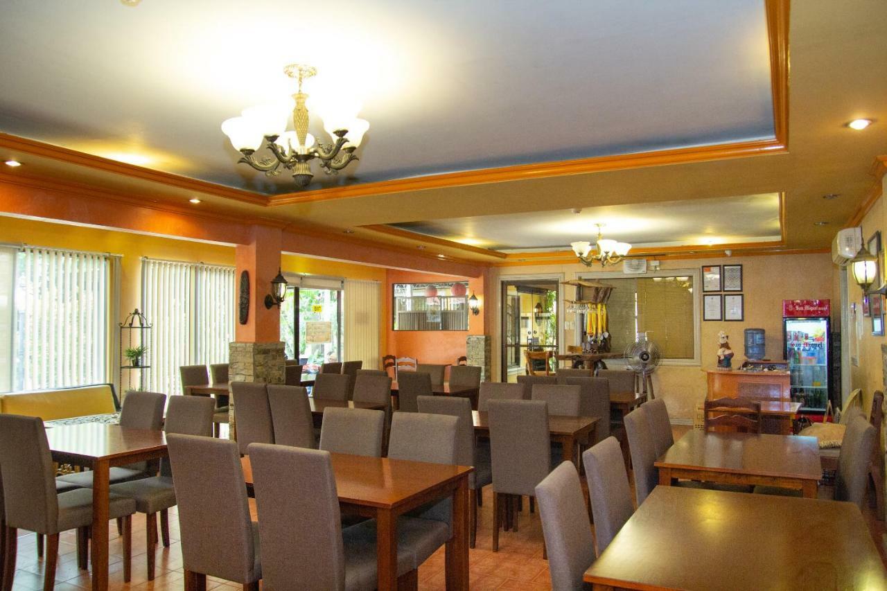 Golden Belle Apartelle And Suites Davao Exterior photo