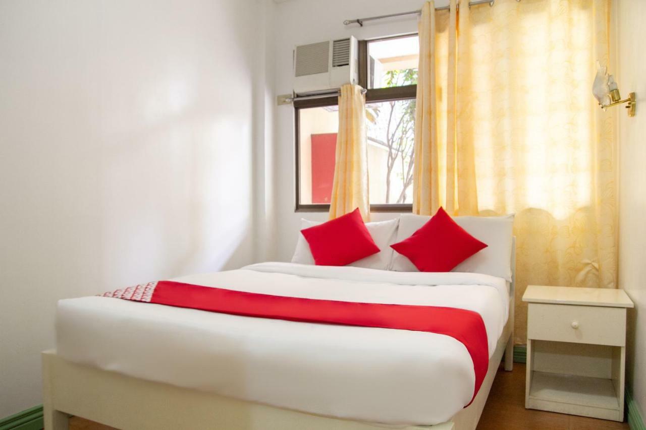 Golden Belle Apartelle And Suites Davao Exterior photo