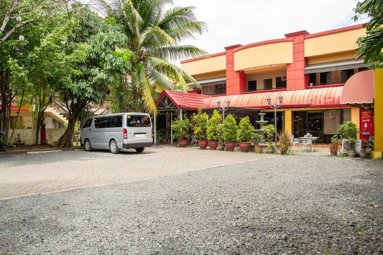Golden Belle Apartelle And Suites Davao Exterior photo
