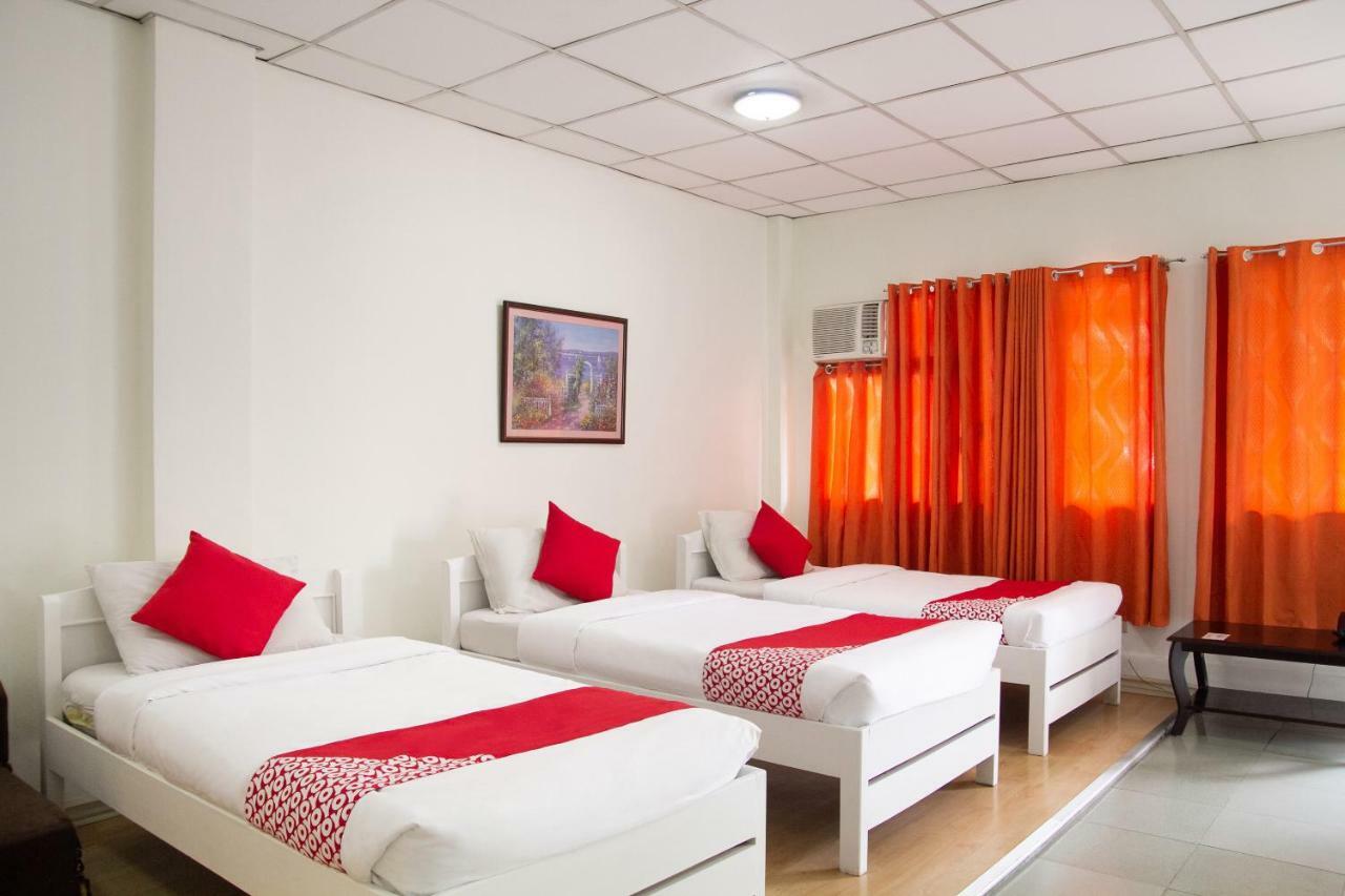 Golden Belle Apartelle And Suites Davao Exterior photo