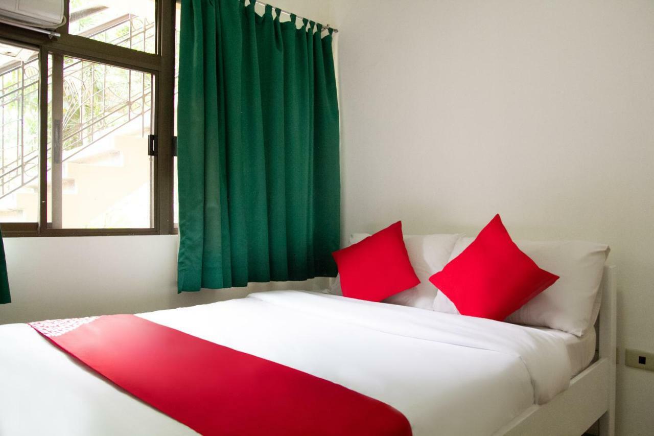 Golden Belle Apartelle And Suites Davao Exterior photo