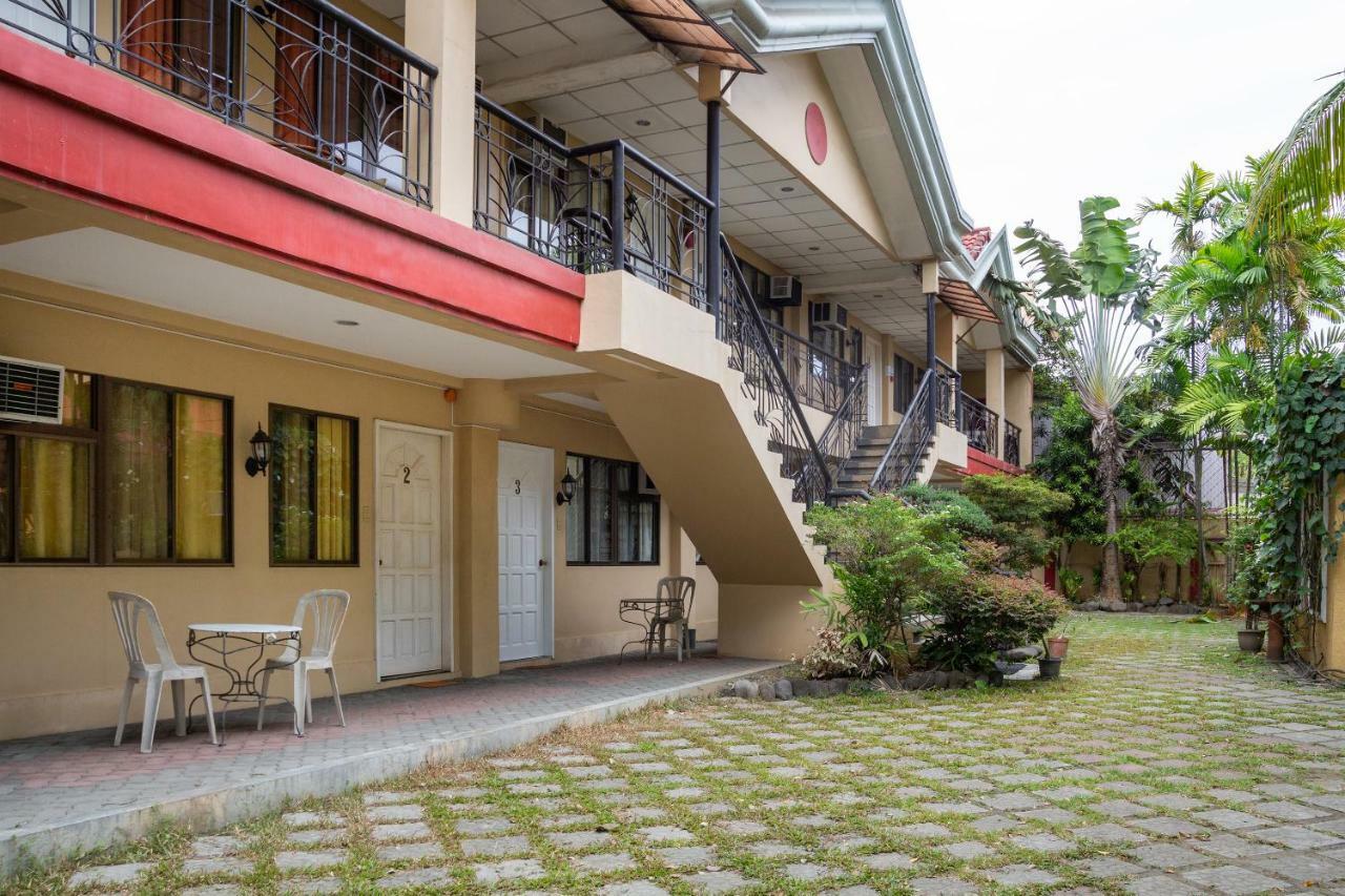 Golden Belle Apartelle And Suites Davao Exterior photo
